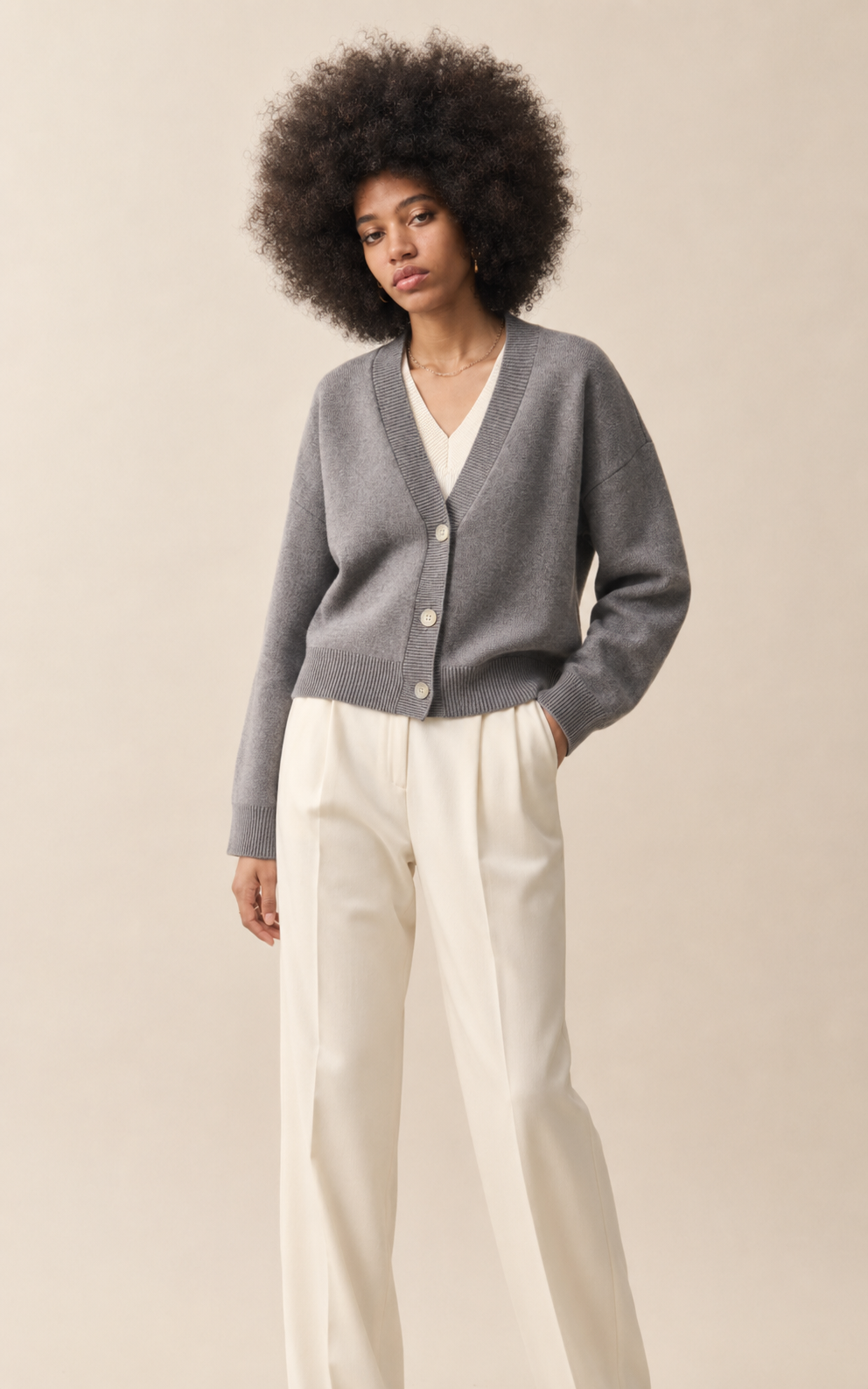 Élise V-Neck-Cardigan